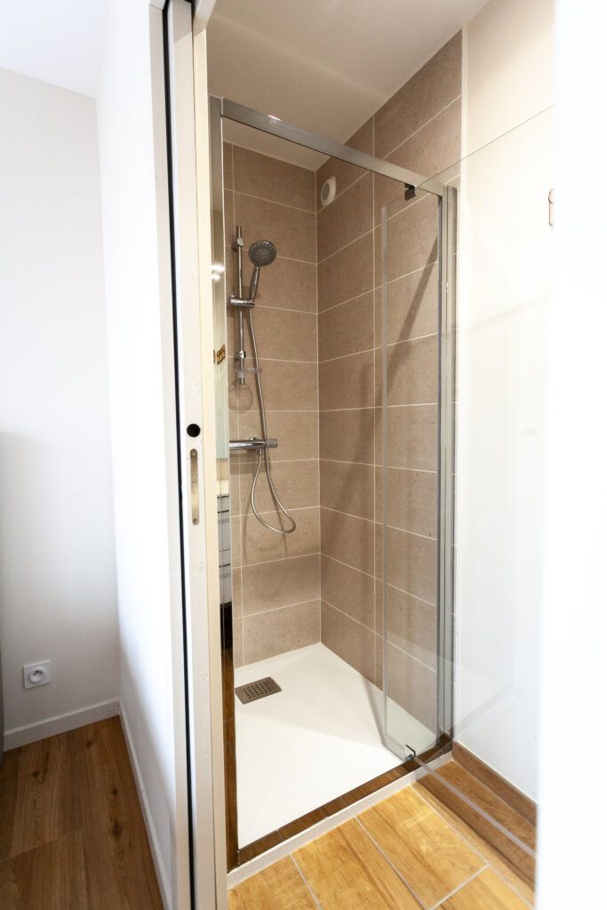 limpiar correctamente el plato de ducha